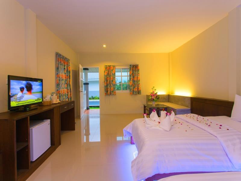 Suksompong Resort Khao Lak Exterior photo